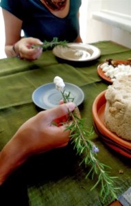 Φωτογραφία από δείπνο στο οποίο οι γεύσεις των ελληνιστικών χρόνων προσεγγίζονταν μέσω της συναισθησίας. 